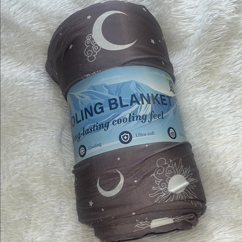 Queen size cooling blanket
